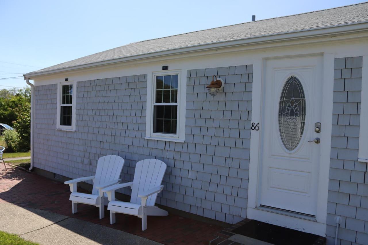 Seaside Serenity, Just A Block /0.1 Mile Away From The Beach Yarmouth Port Extérieur photo