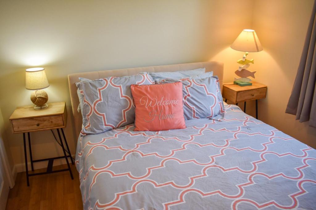 Seaside Serenity, Just A Block /0.1 Mile Away From The Beach Yarmouth Port Extérieur photo