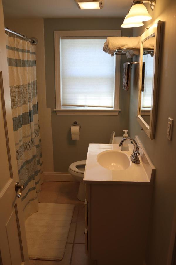 Seaside Serenity, Just A Block /0.1 Mile Away From The Beach Yarmouth Port Extérieur photo