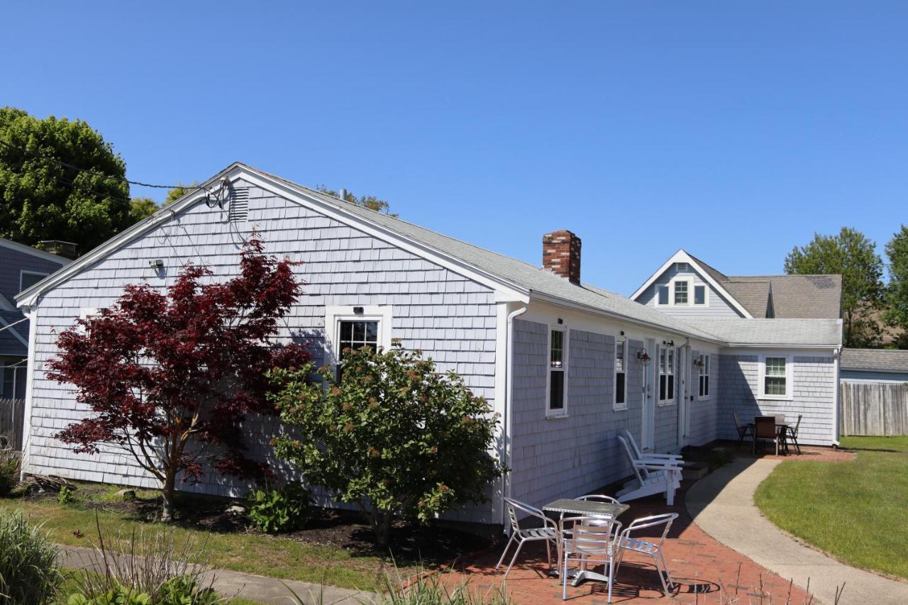 Seaside Serenity, Just A Block /0.1 Mile Away From The Beach Yarmouth Port Extérieur photo