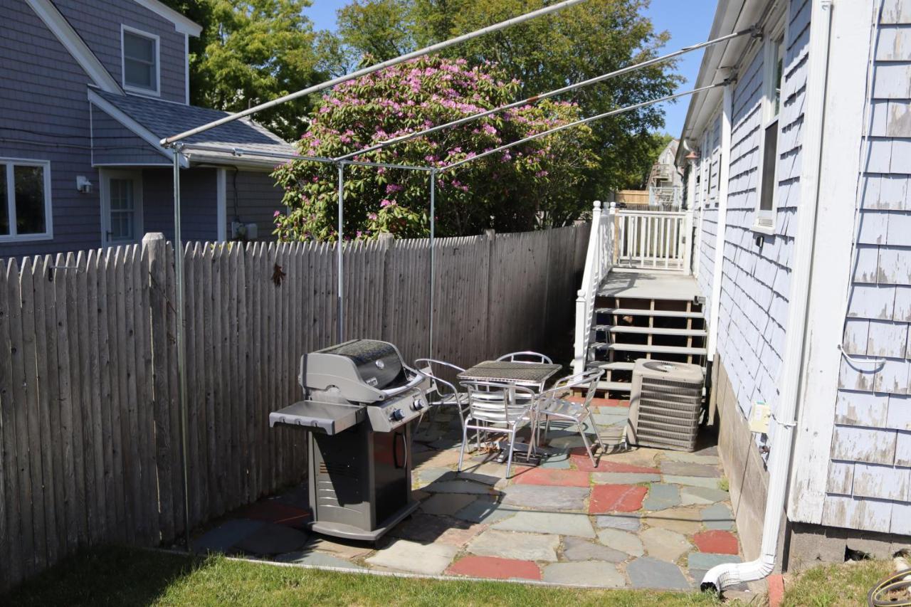Seaside Serenity, Just A Block /0.1 Mile Away From The Beach Yarmouth Port Extérieur photo